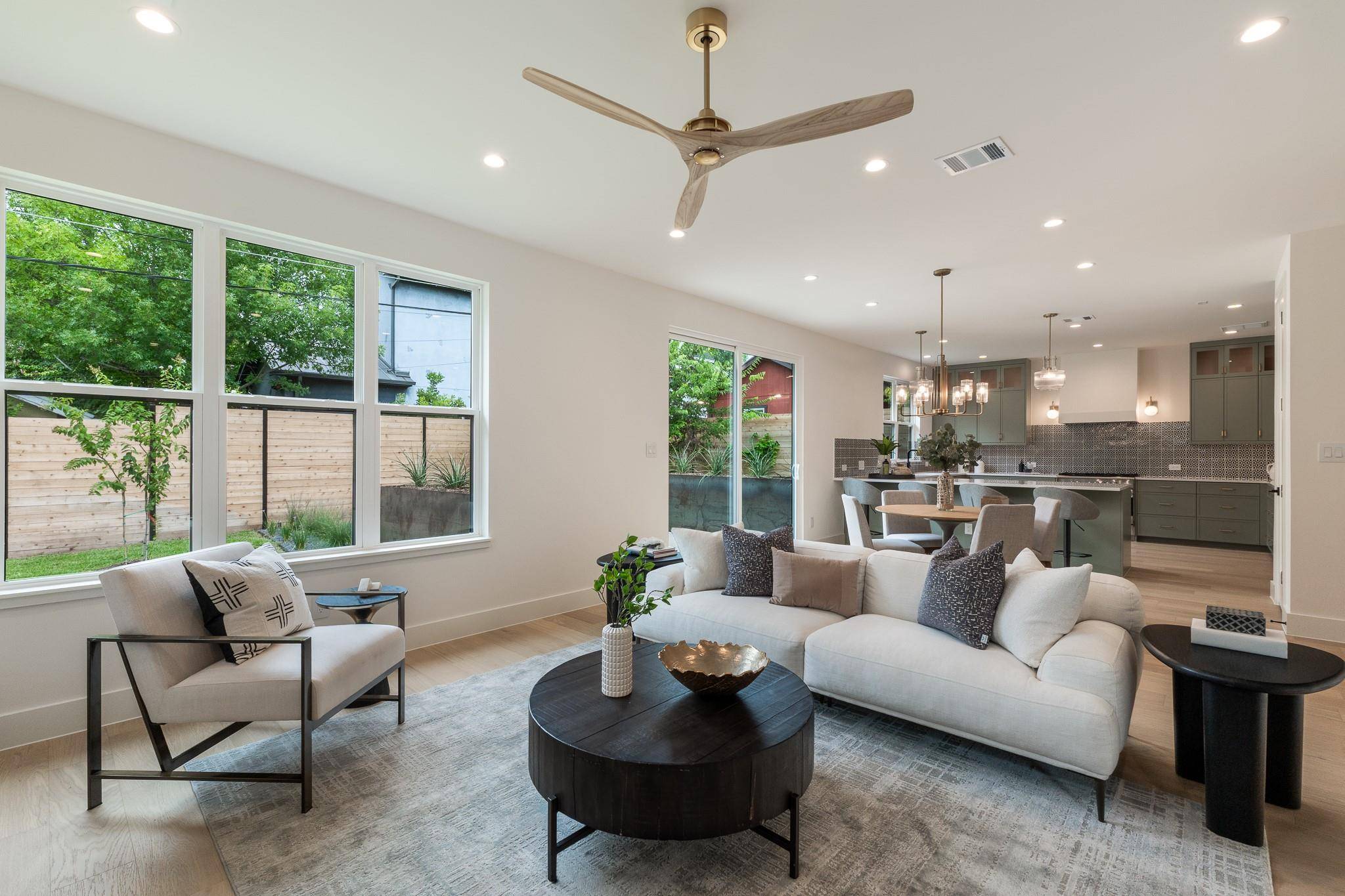 302 El Paso ST, Austin, TX 78704