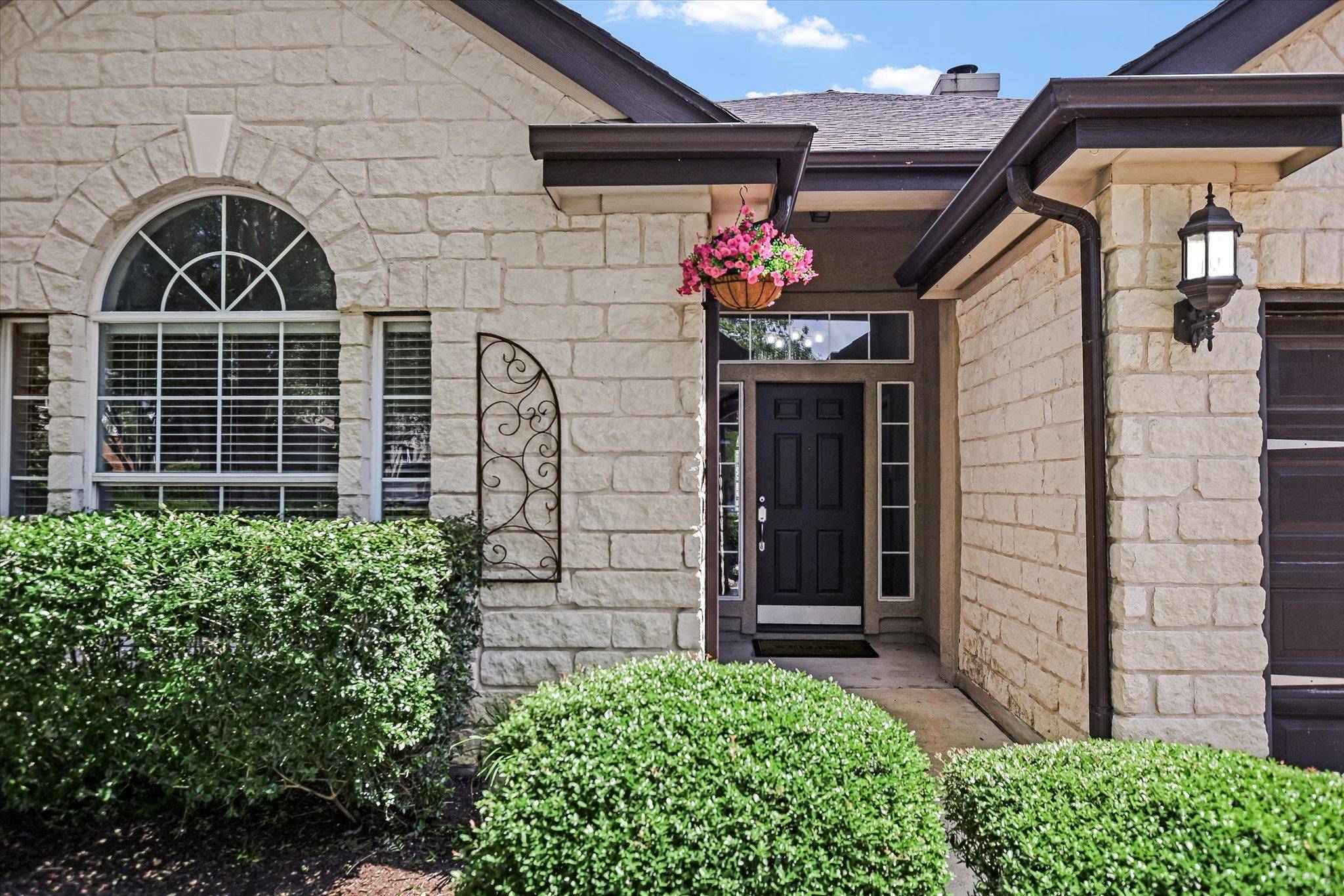 11524 Emerald Falls DR, Austin, TX 78738
