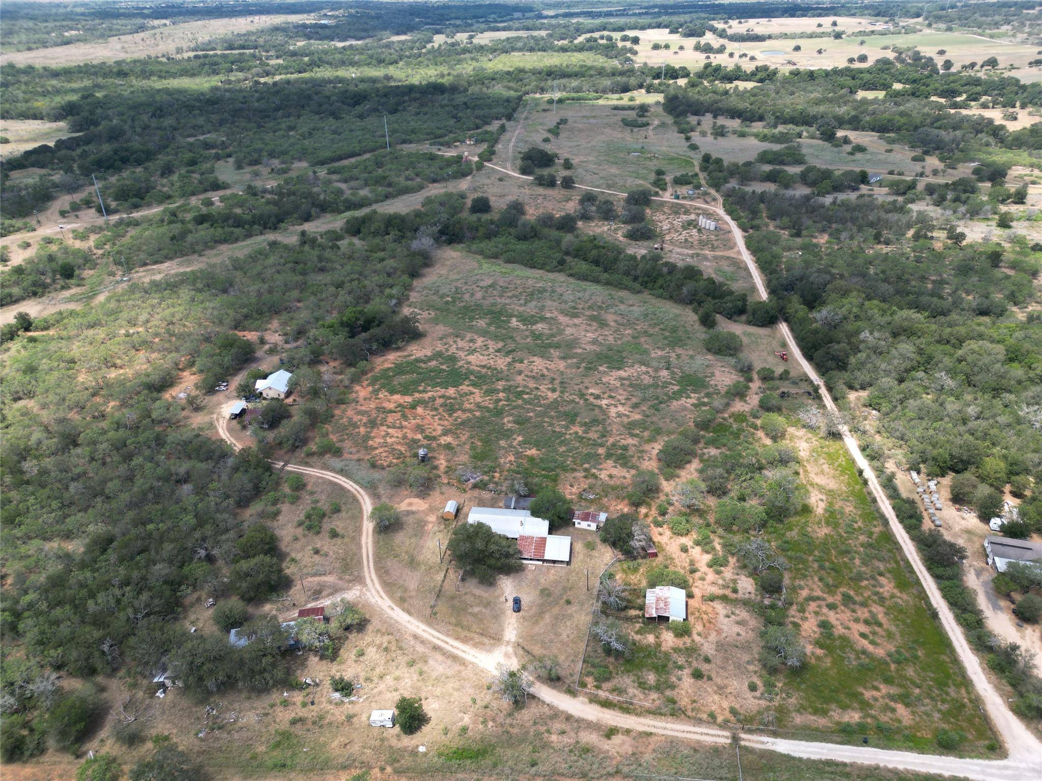 3200 Cattlemens ROW, Lockhart, TX 78644