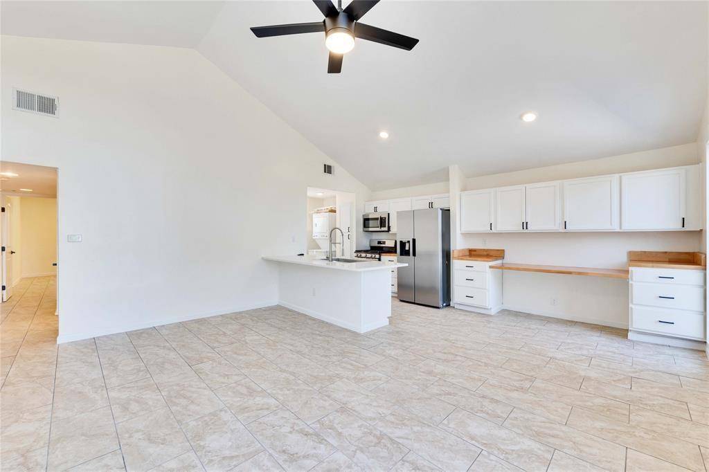 1903 Woodland Ave #B, Austin, TX 78741
