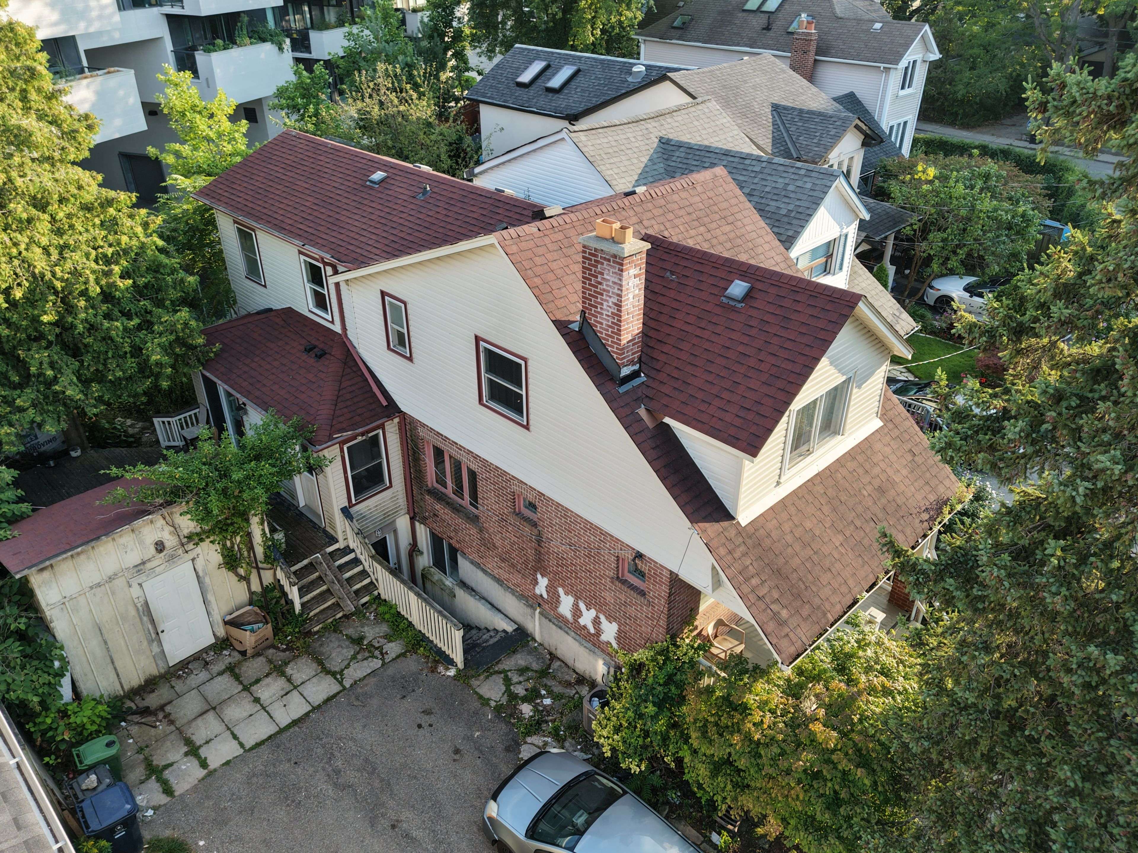 9 East RD, Toronto E06, ON M1N 1Z9