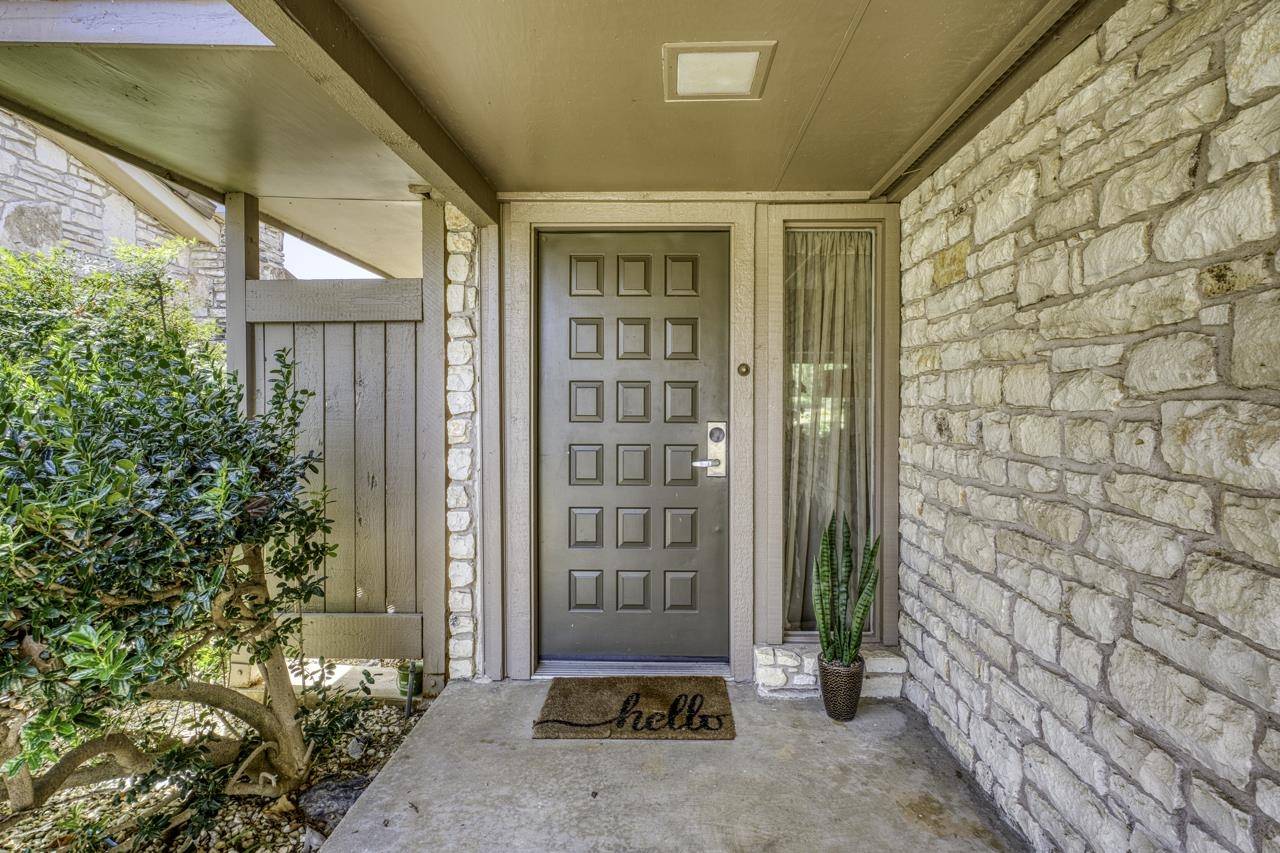 101-A Oasis, Horseshoe Bay, TX 78657