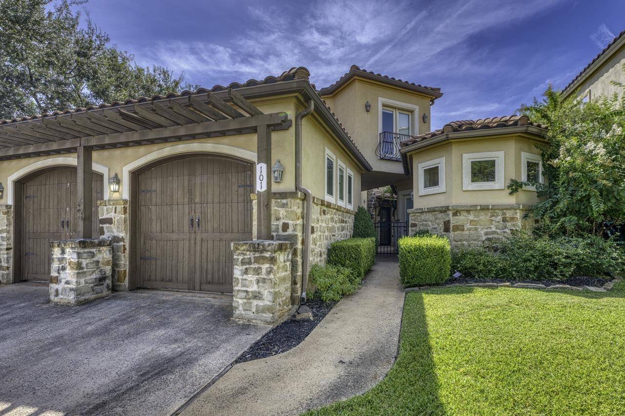 101 Maravilla Way, Horseshoe Bay, TX 78657
