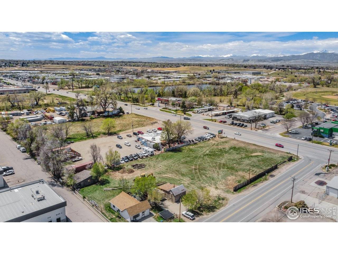 402 8th, Loveland, CO 80537