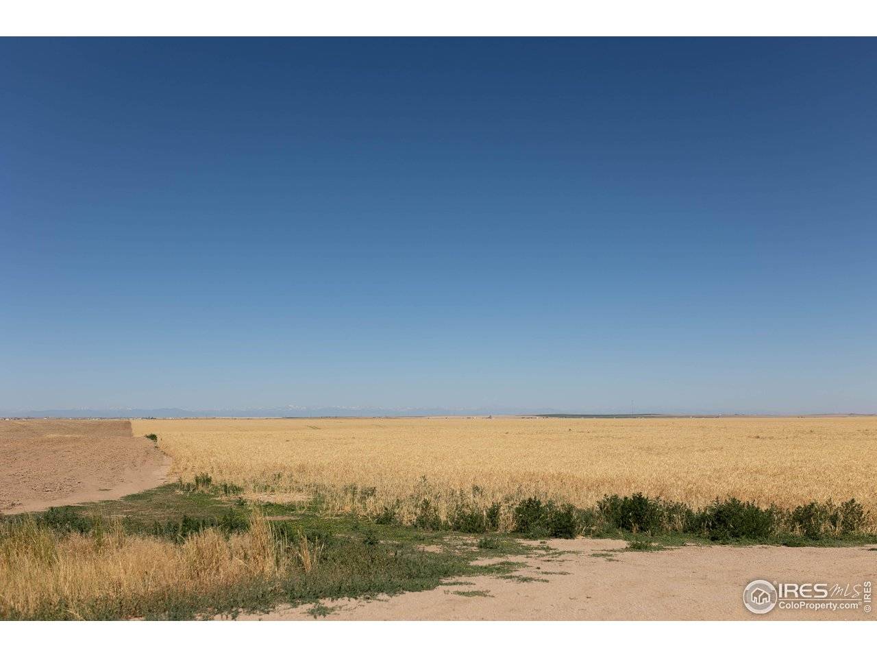 2 104th Avenue, Bennett, CO 80102