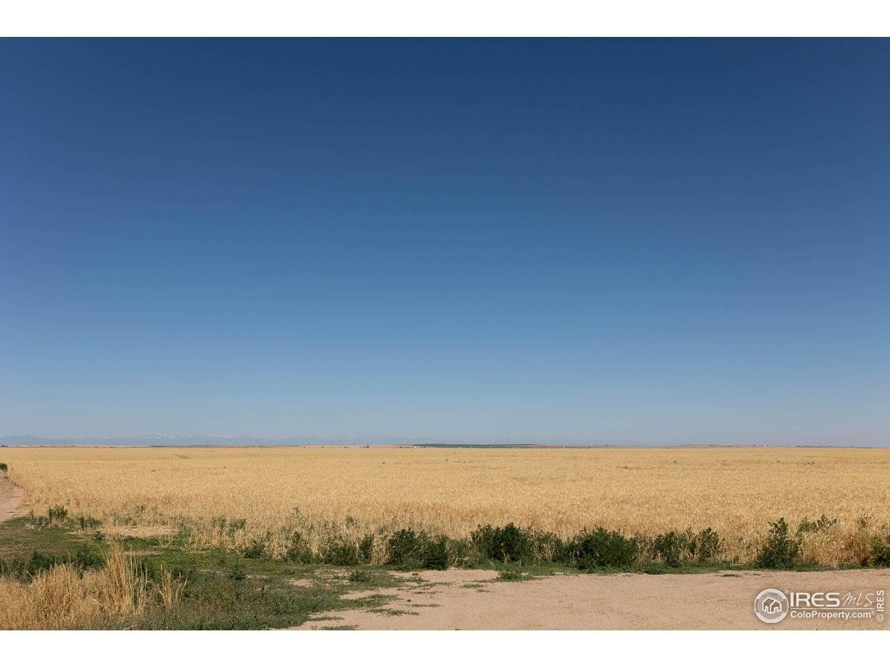 2 104th Avenue, Bennett, CO 80102