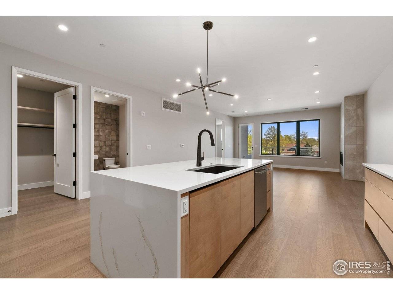 205 E 6th #302, Loveland, CO 80537
