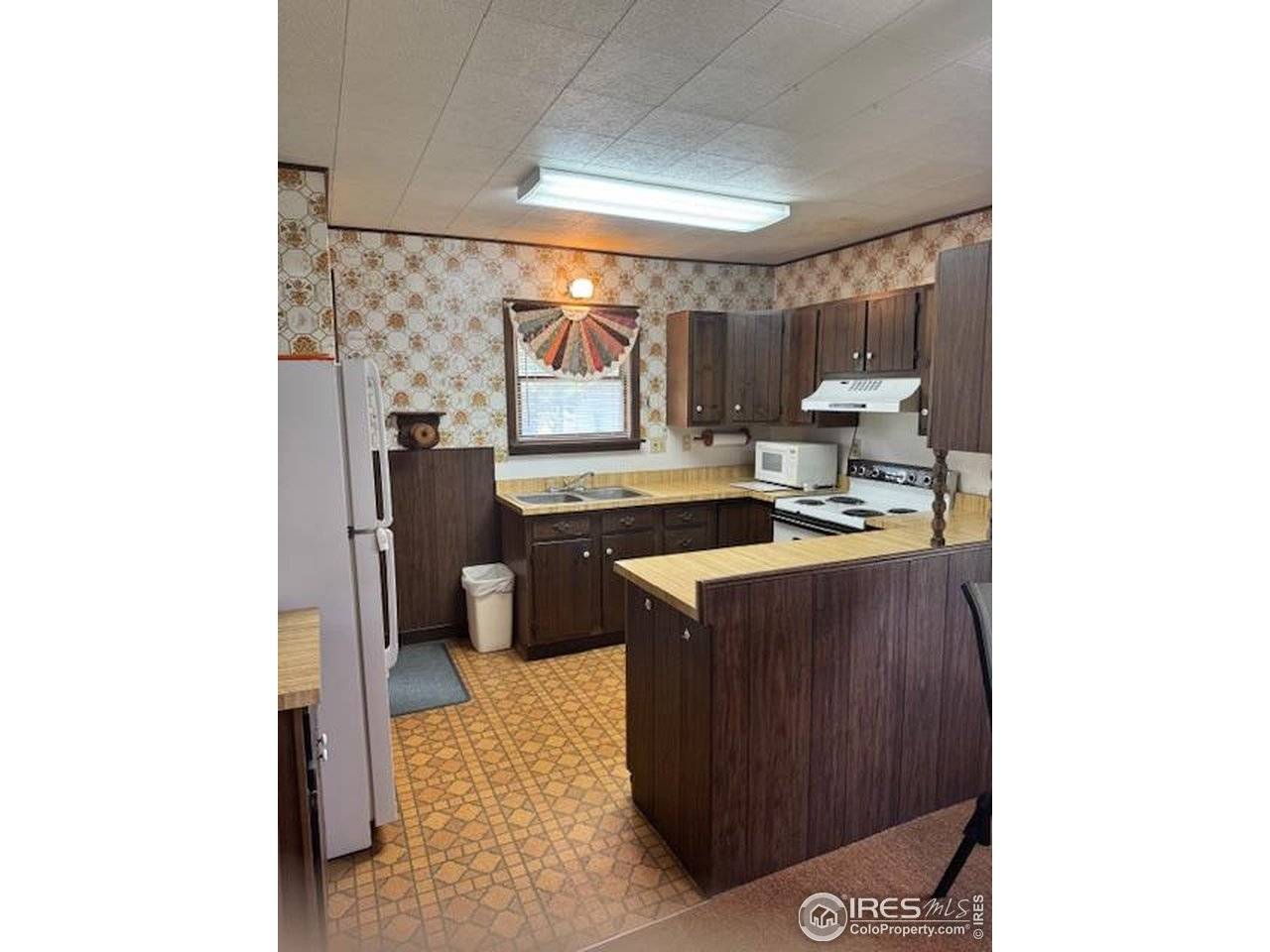 141 N Walker, Haxtun, CO 80731