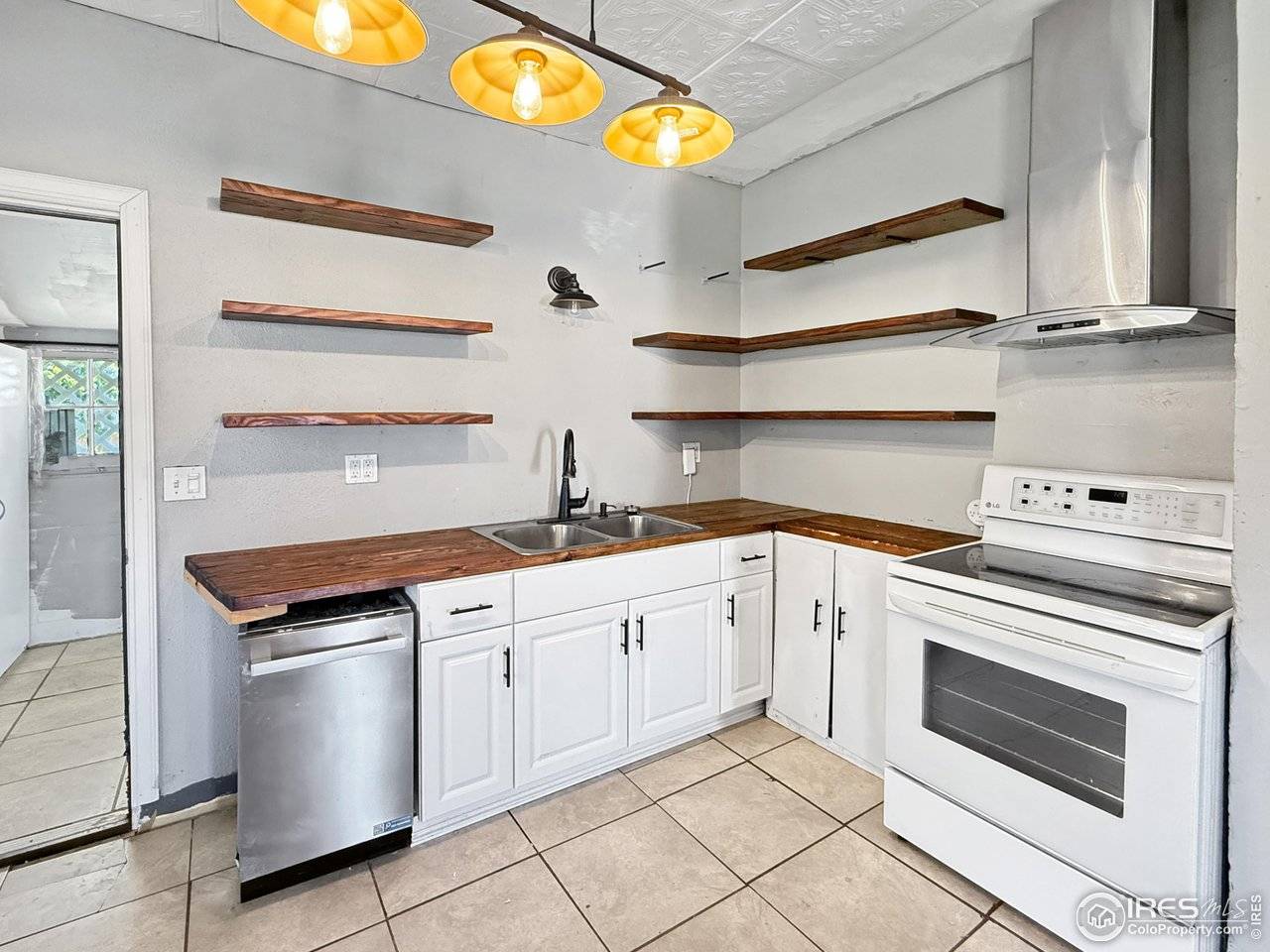 605 S Utah, Haxtun, CO 80731