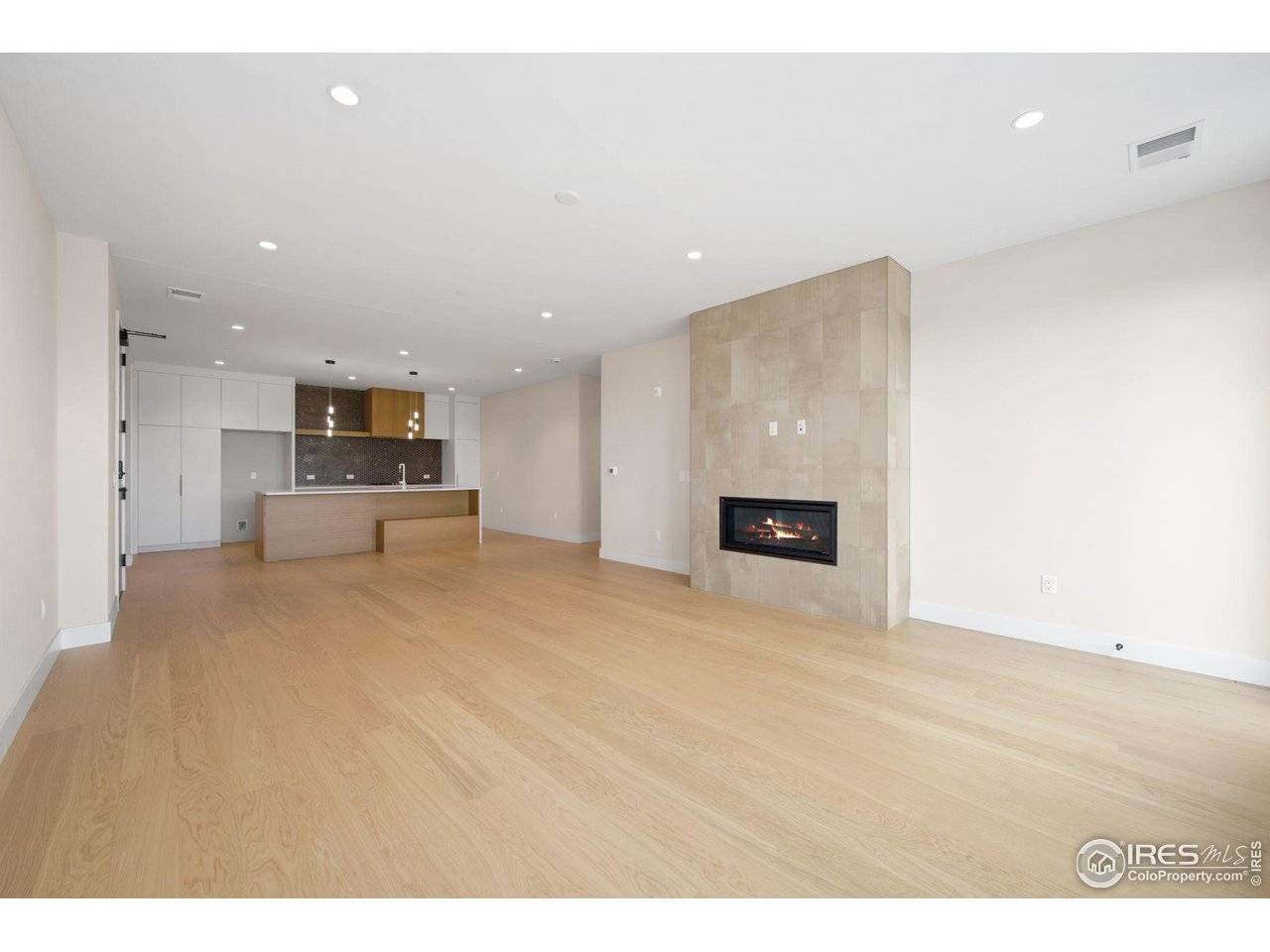 205 E 6th #400, Loveland, CO 80537