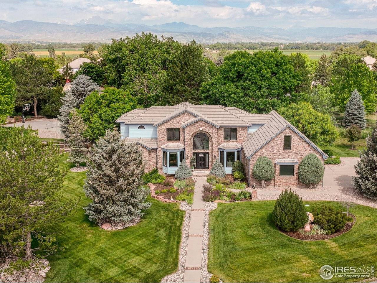 7735 Crestview, Niwot, CO 80504