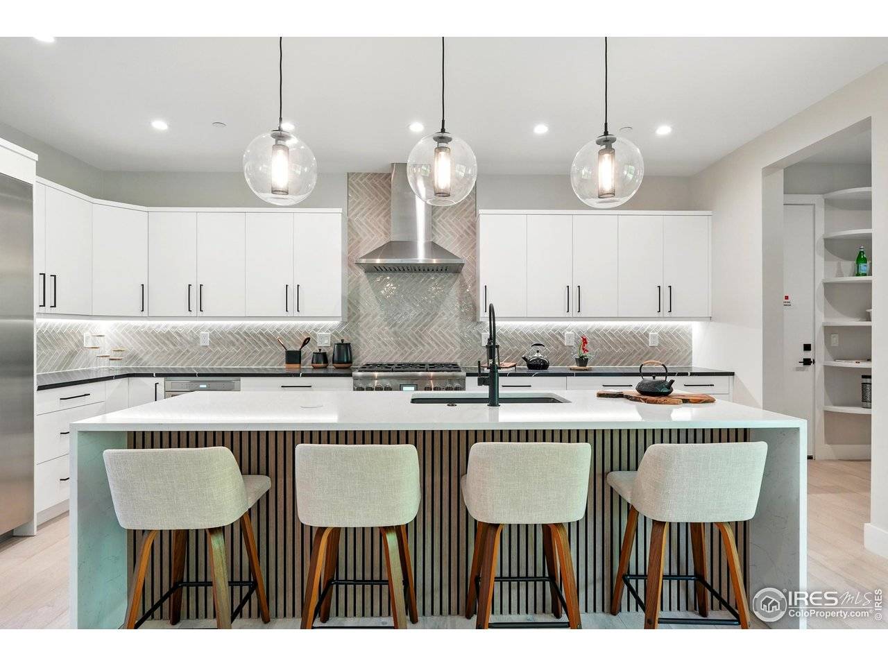 2860 Table Mesa, Boulder, CO 80305