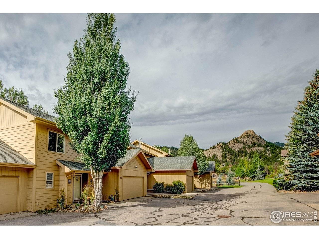 300 Far View #15, Estes Park, CO 80517