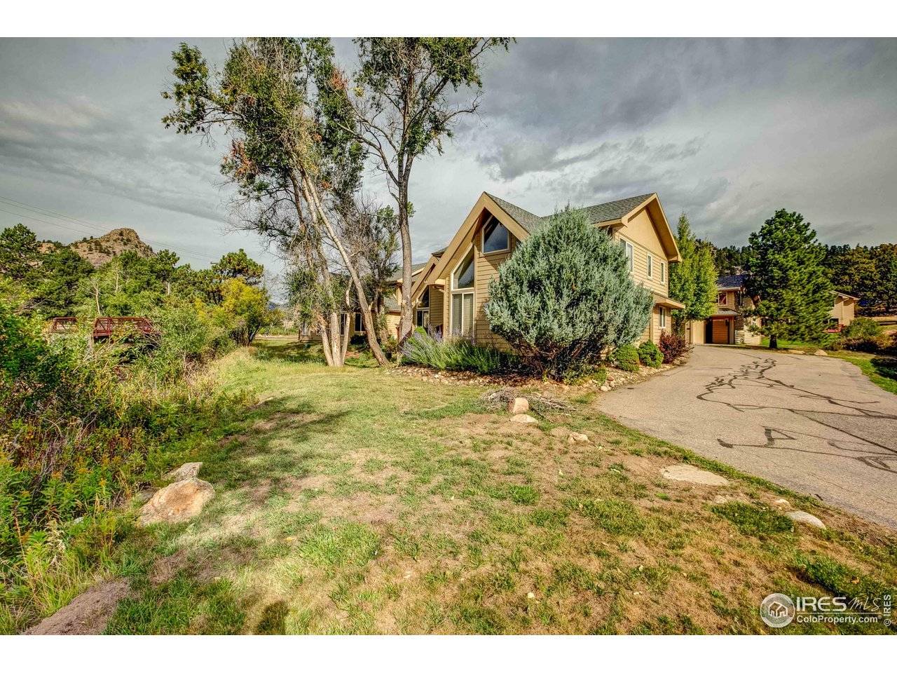 300 Far View #15, Estes Park, CO 80517