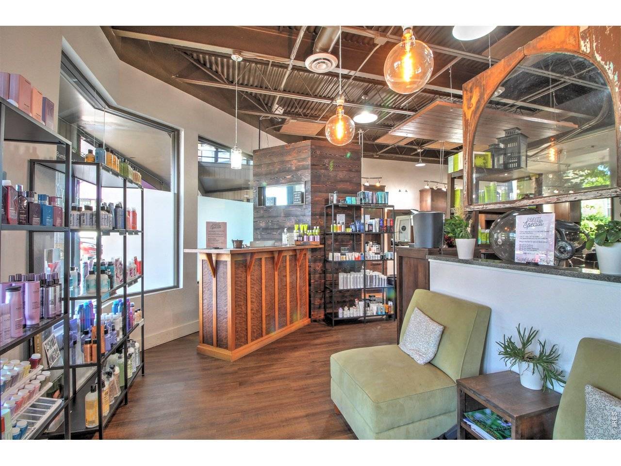 2749 Iris, Boulder, CO 80304