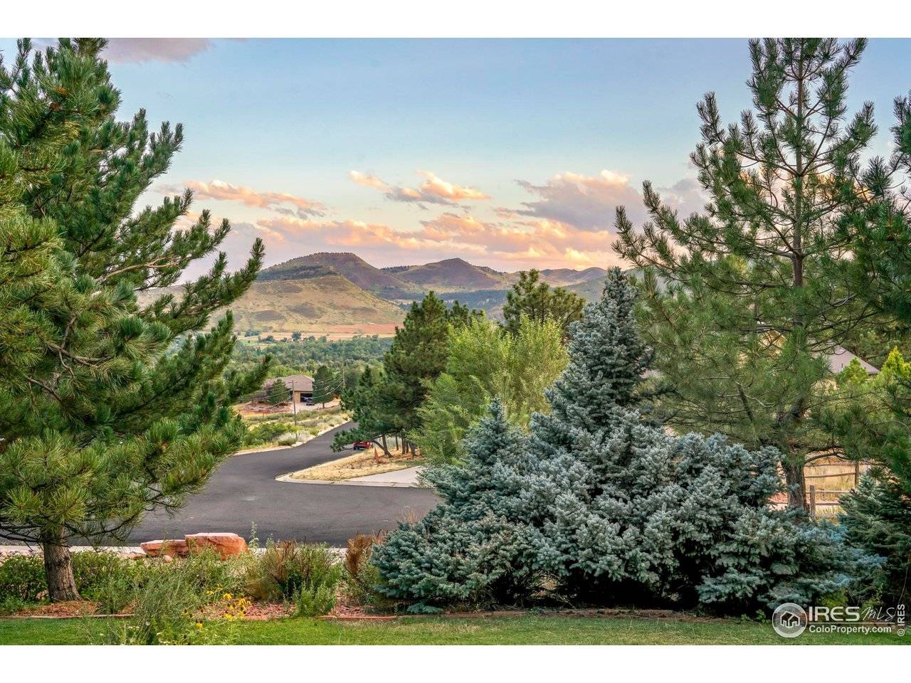 450 Vasquez, Lyons, CO 80540