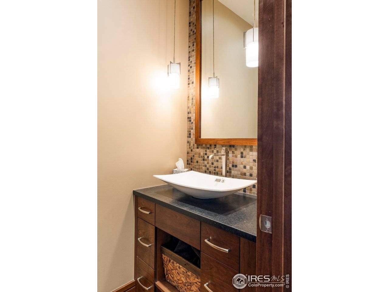 1077 Canyon #304, Boulder, CO 80302