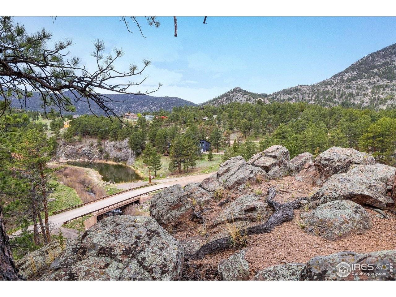 1289 Kiowa, Lyons, CO 80540