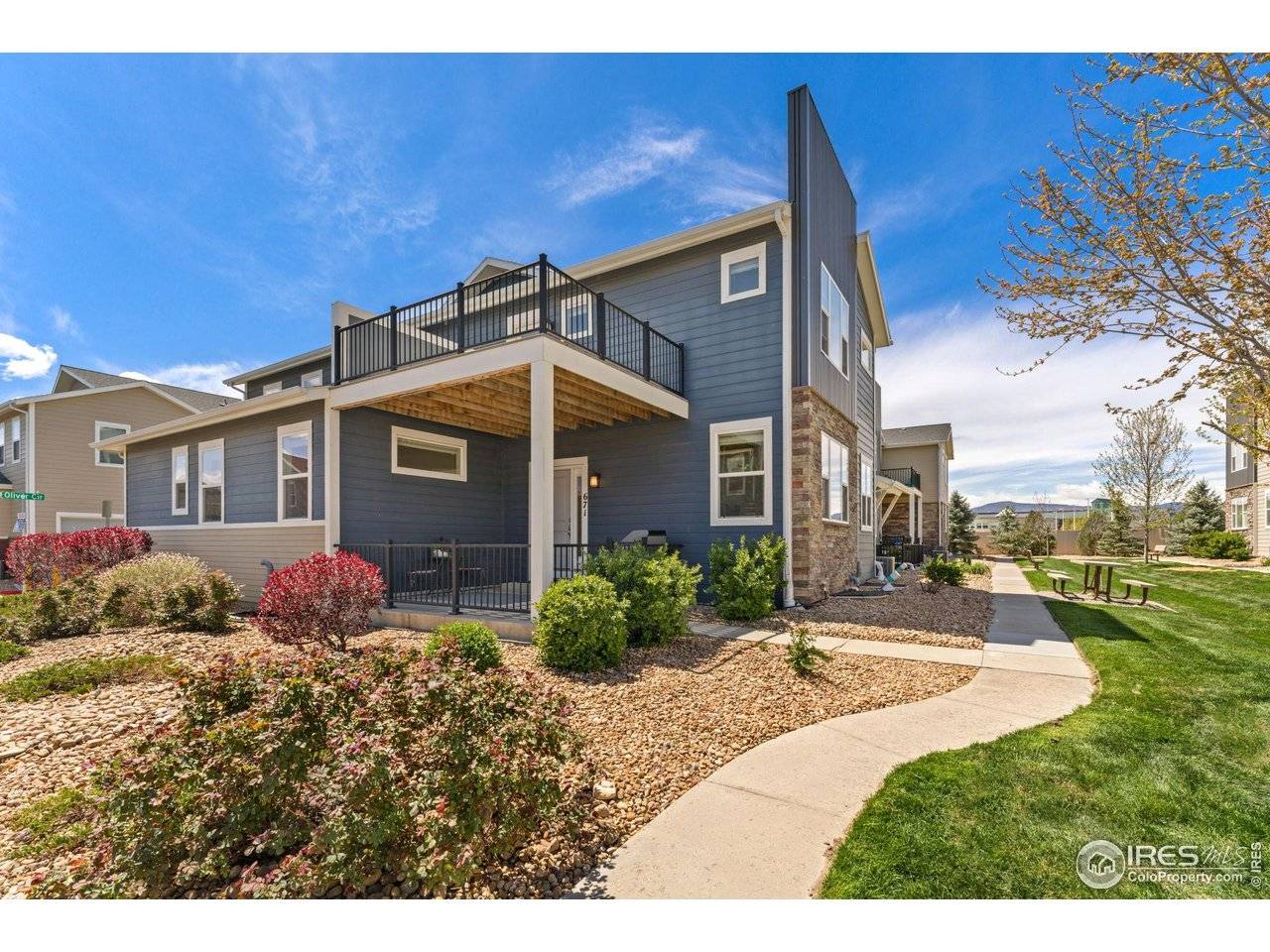 671 Robert, Longmont, CO 80503