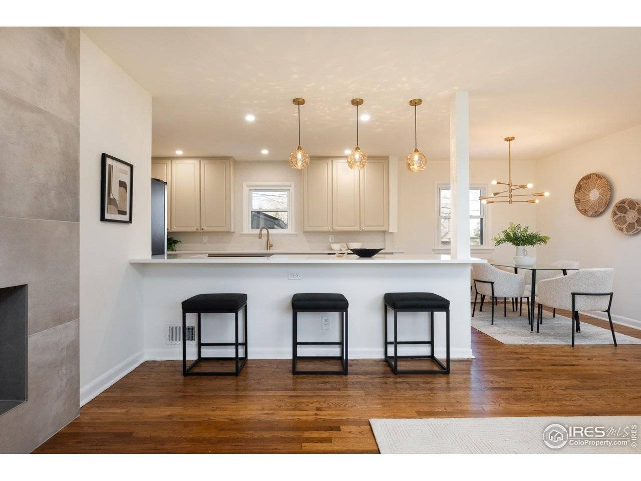 6 Sunset, Longmont, CO 80501