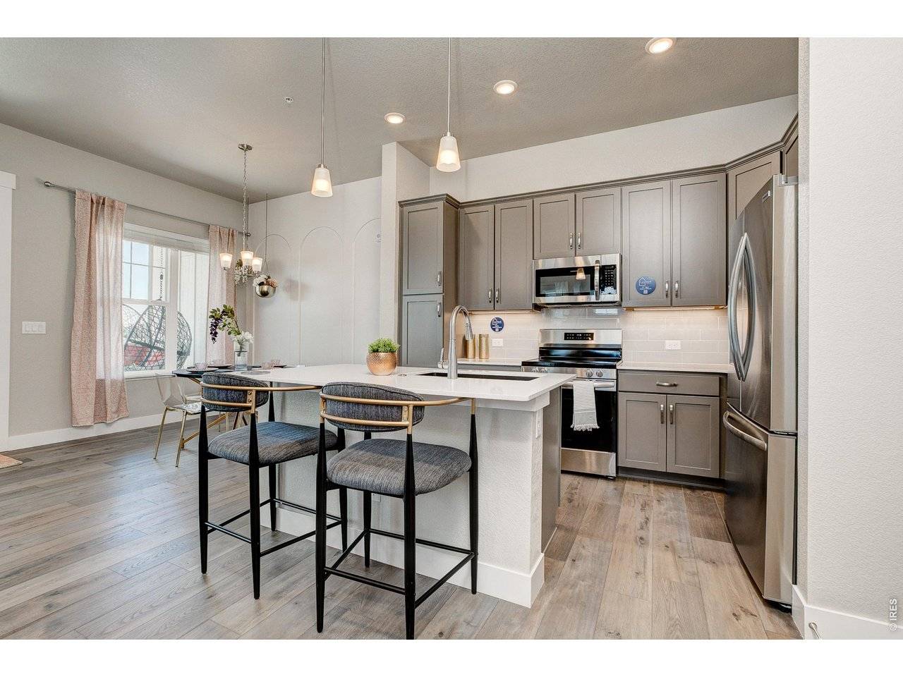 420 High Point #A-104, Longmont, CO 80504