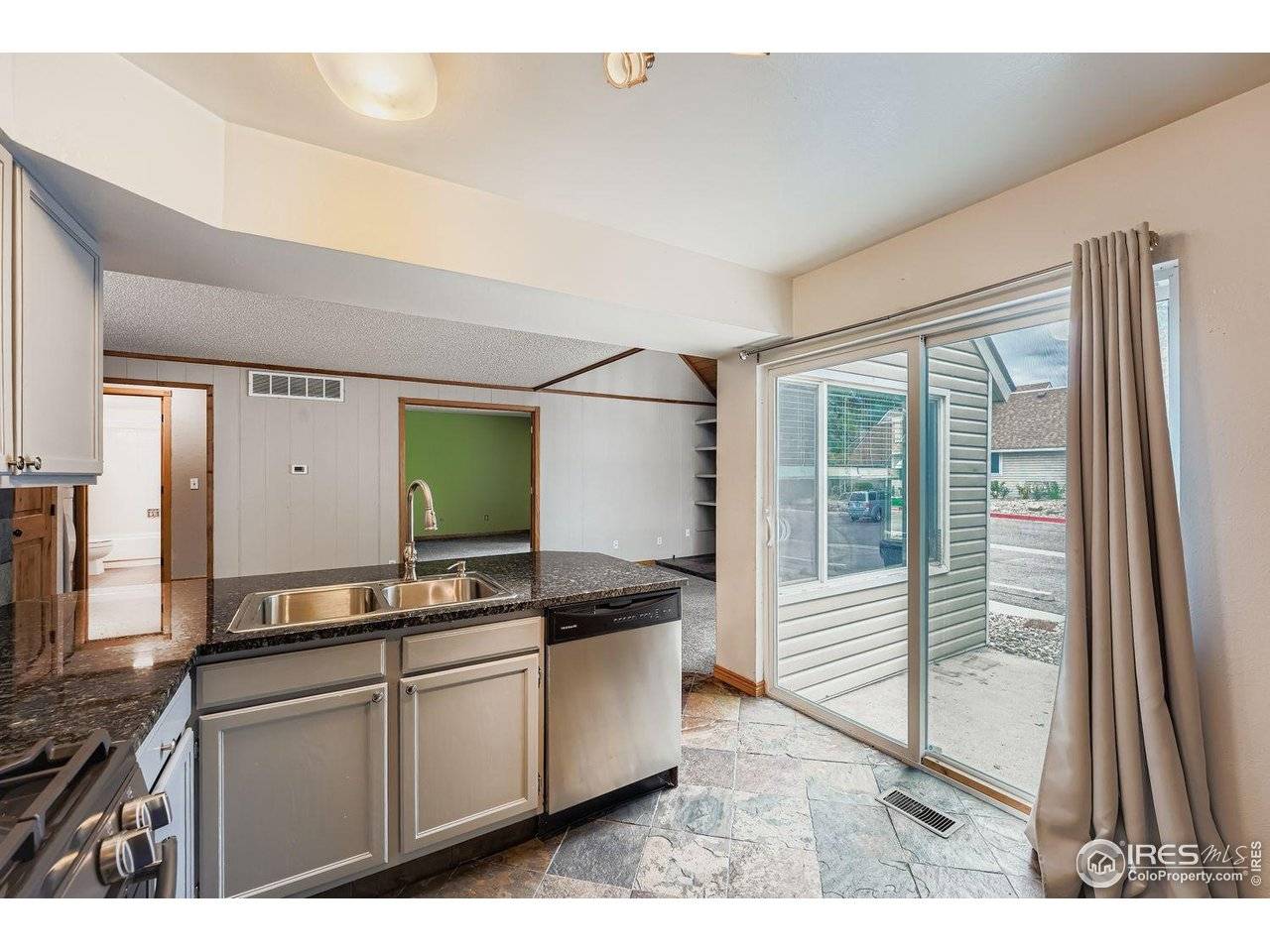 2469 S Xanadu #A, Aurora, CO 80014