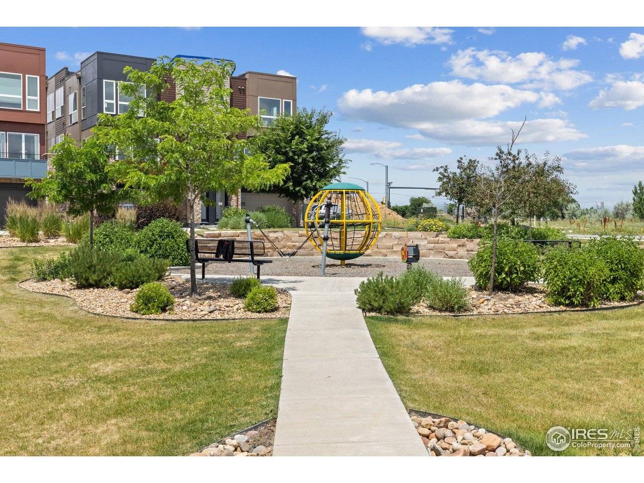 750 Kubat #B, Longmont, CO 80503