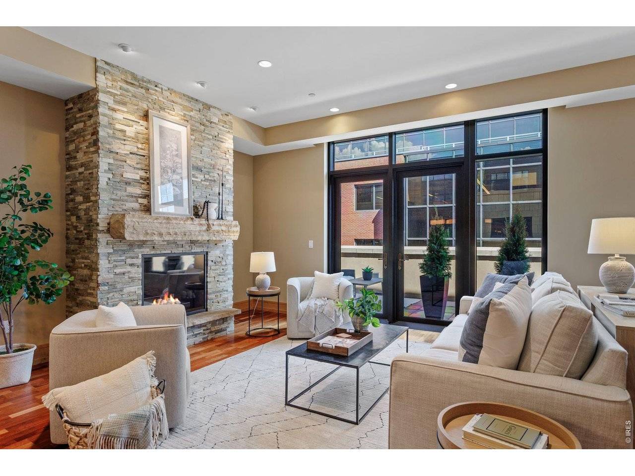 1077 Canyon #305, Boulder, CO 80302