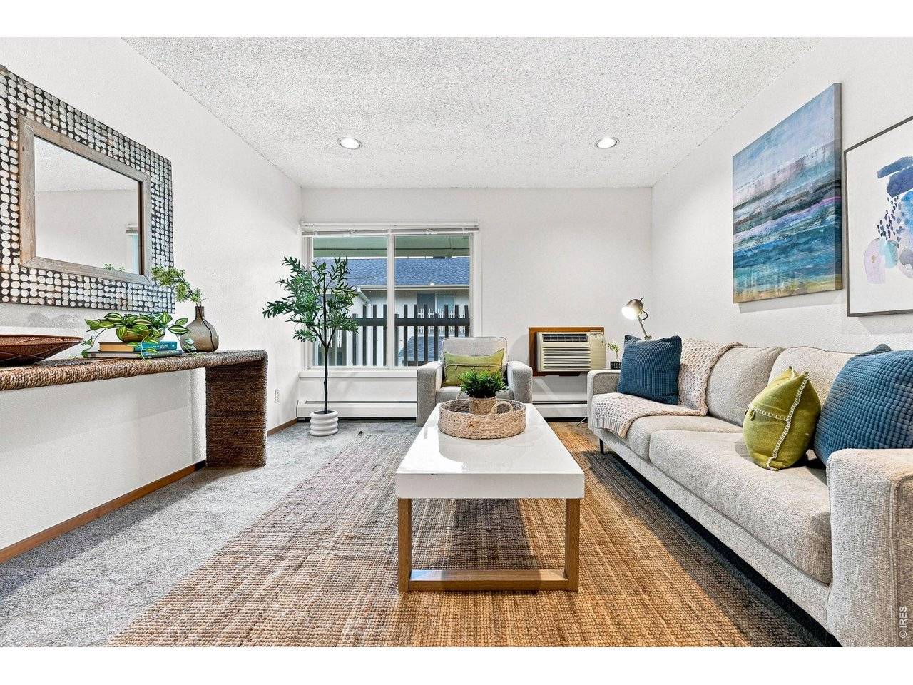 2707 Valmont #311D, Boulder, CO 80304