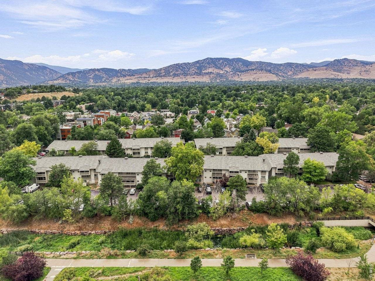 2707 Valmont #311D, Boulder, CO 80304