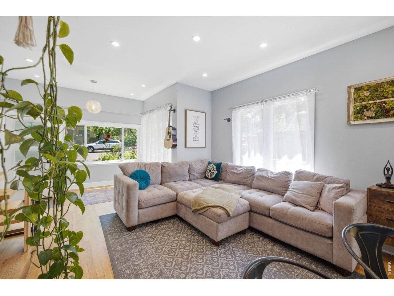 5325 S Crocker, Littleton, CO 80120