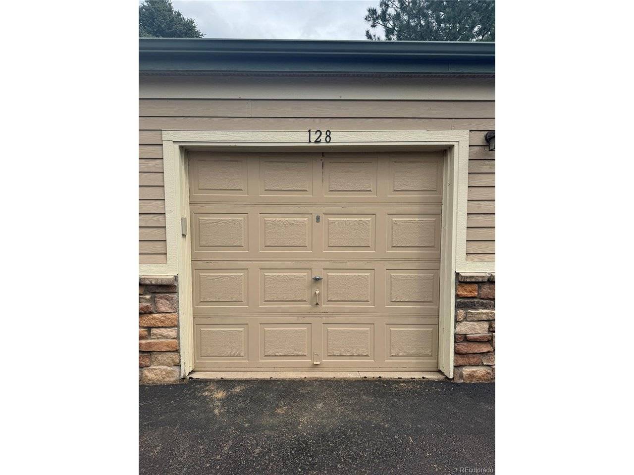 8358 S Independence #105, Littleton, CO 80128