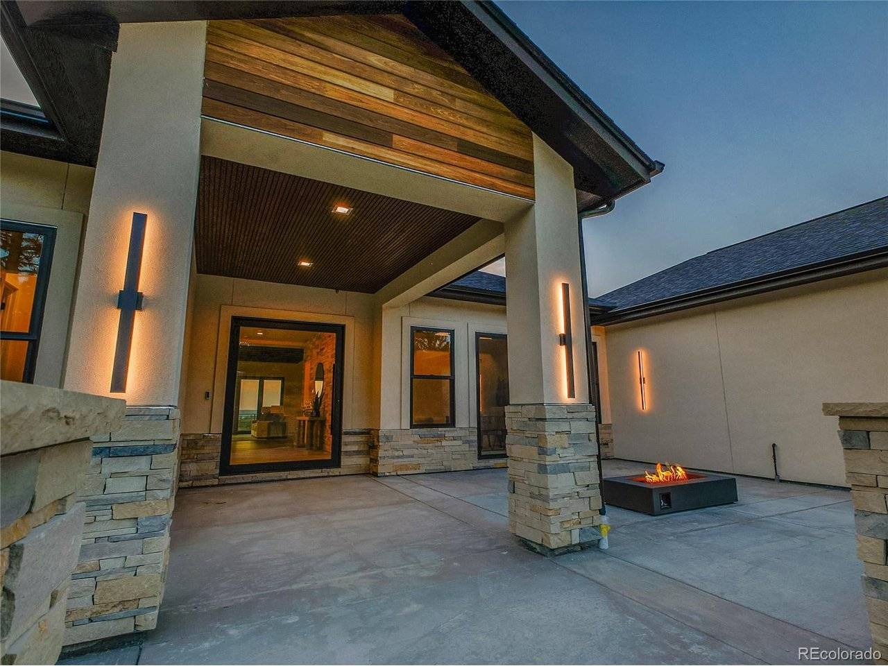 1555 Arrowpoint, Franktown, CO 80116