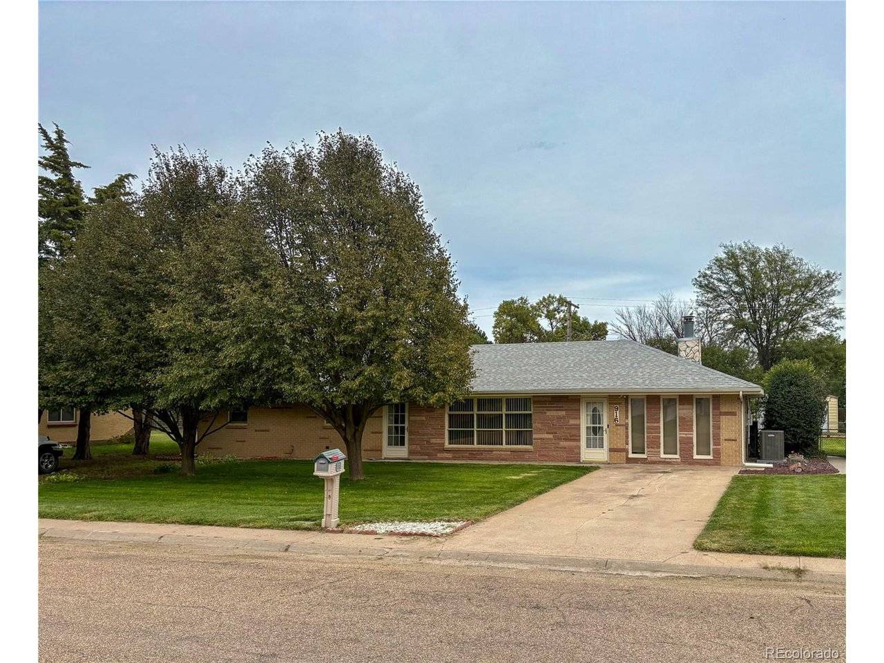 916 N 14th, Burlington, CO 80807