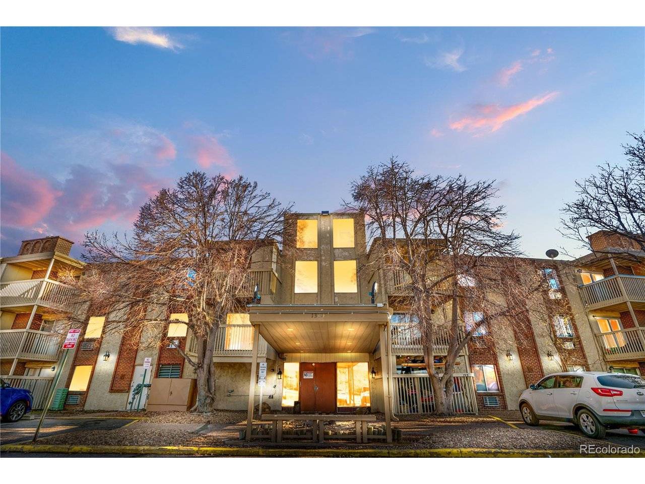 1304 S Parker #359, Denver, CO 80231