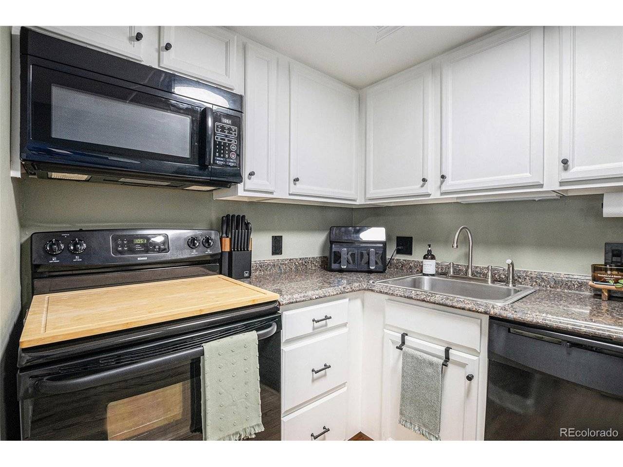 8701 Huron #1-210, Thornton, CO 80260