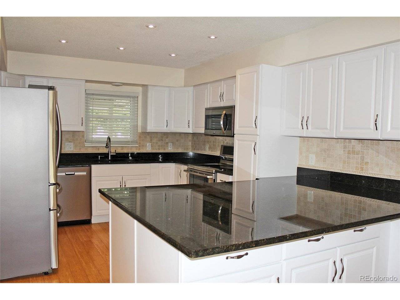 2734 S Heather Gardens, Aurora, CO 80014