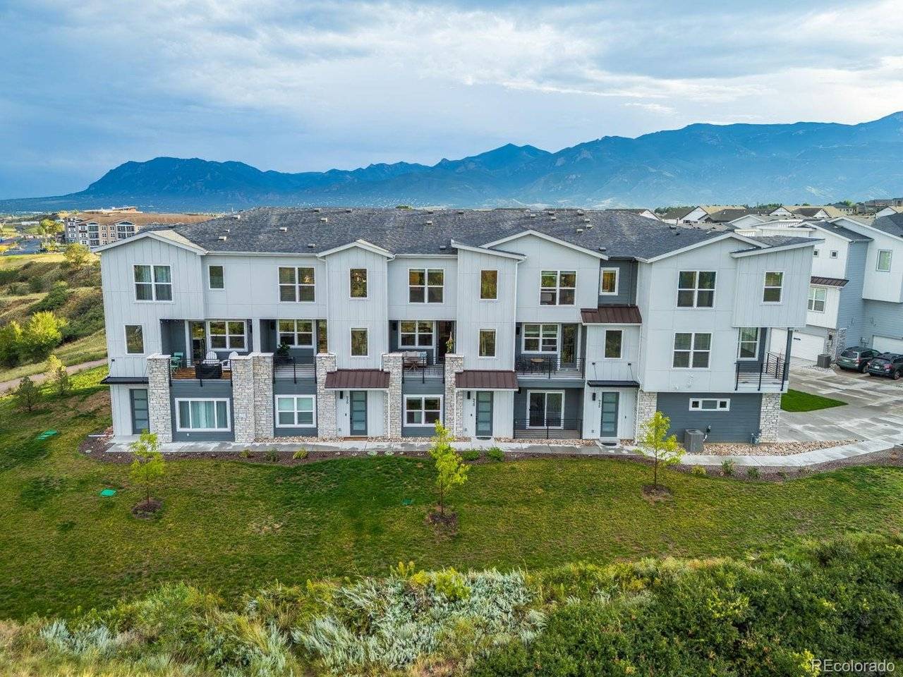 930 Hook, Colorado Springs, CO 80907