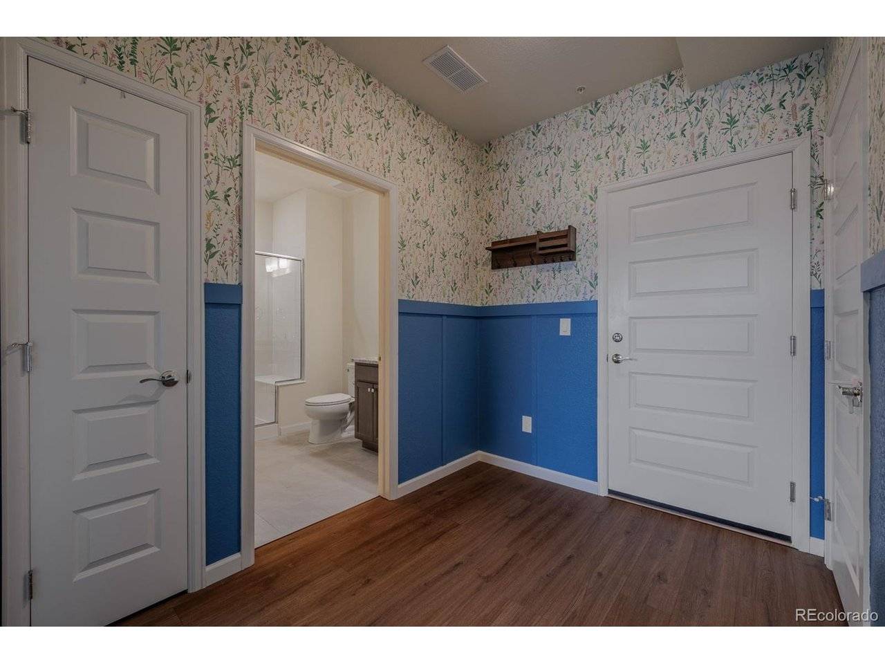 930 Hook, Colorado Springs, CO 80907