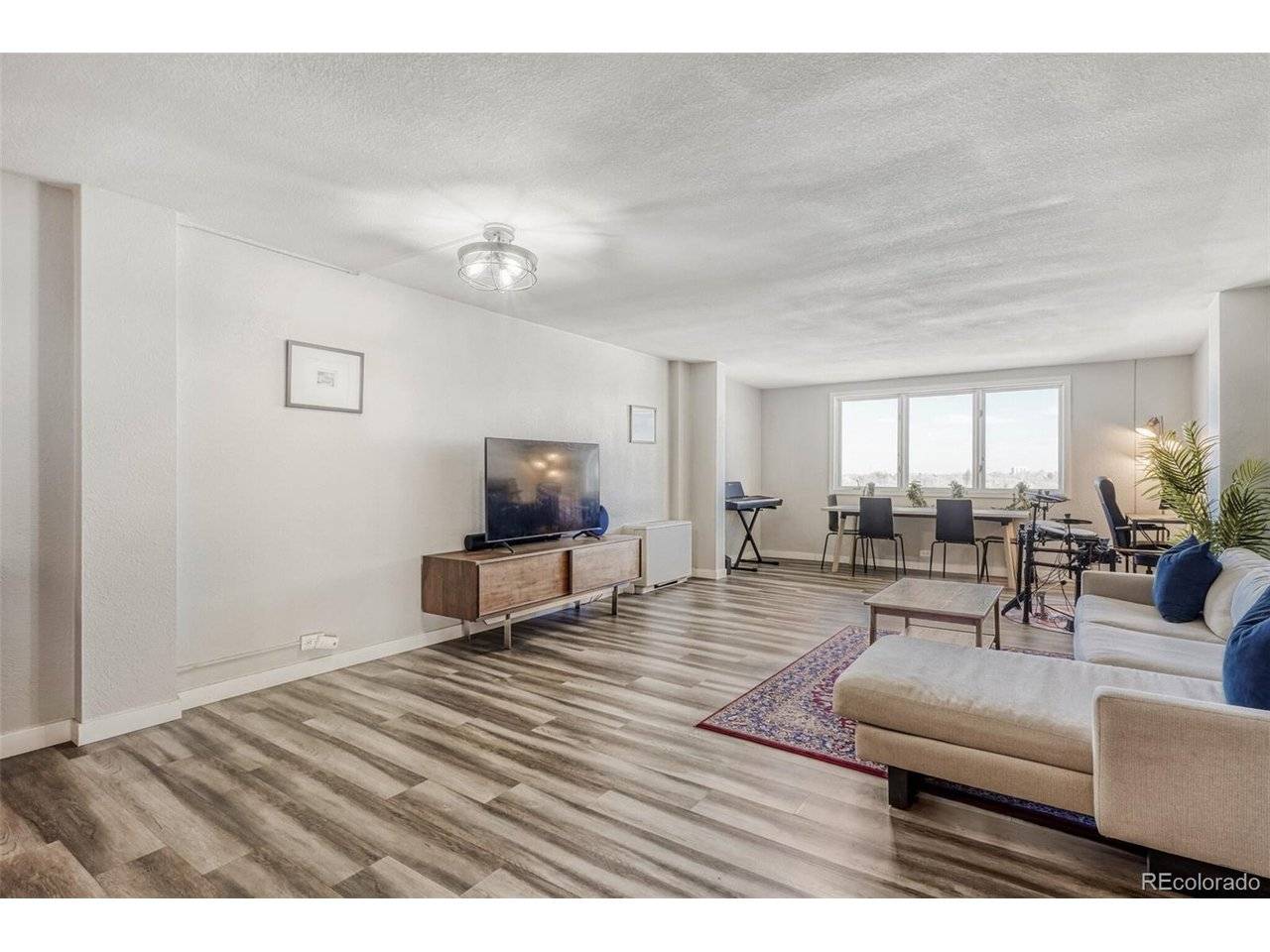 2225 Buchtel #1011, Denver, CO 80210