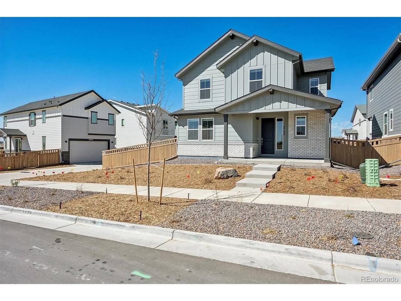 4709 N Valdai, Aurora, CO 80019