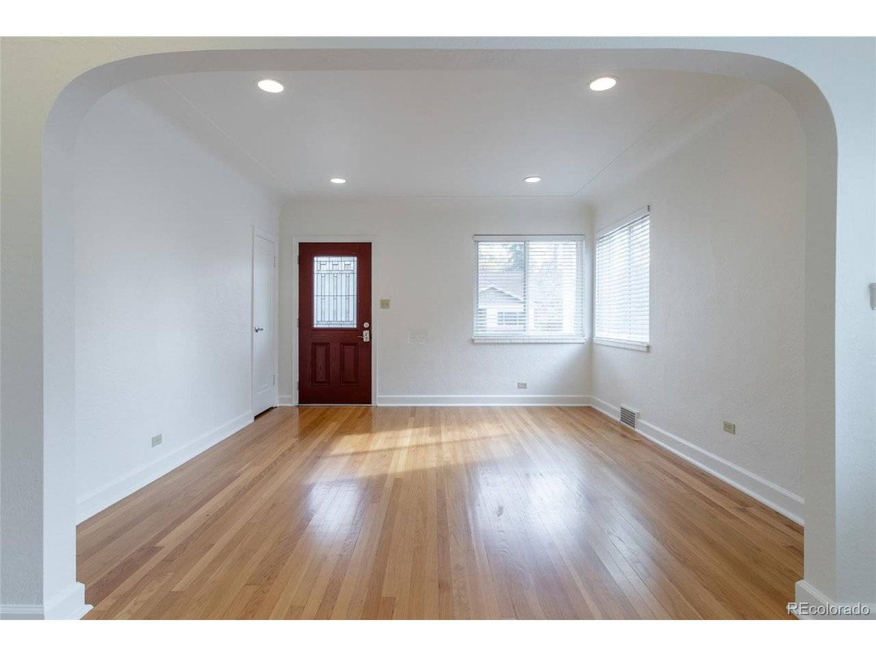 2261 S Lincoln, Denver, CO 80210