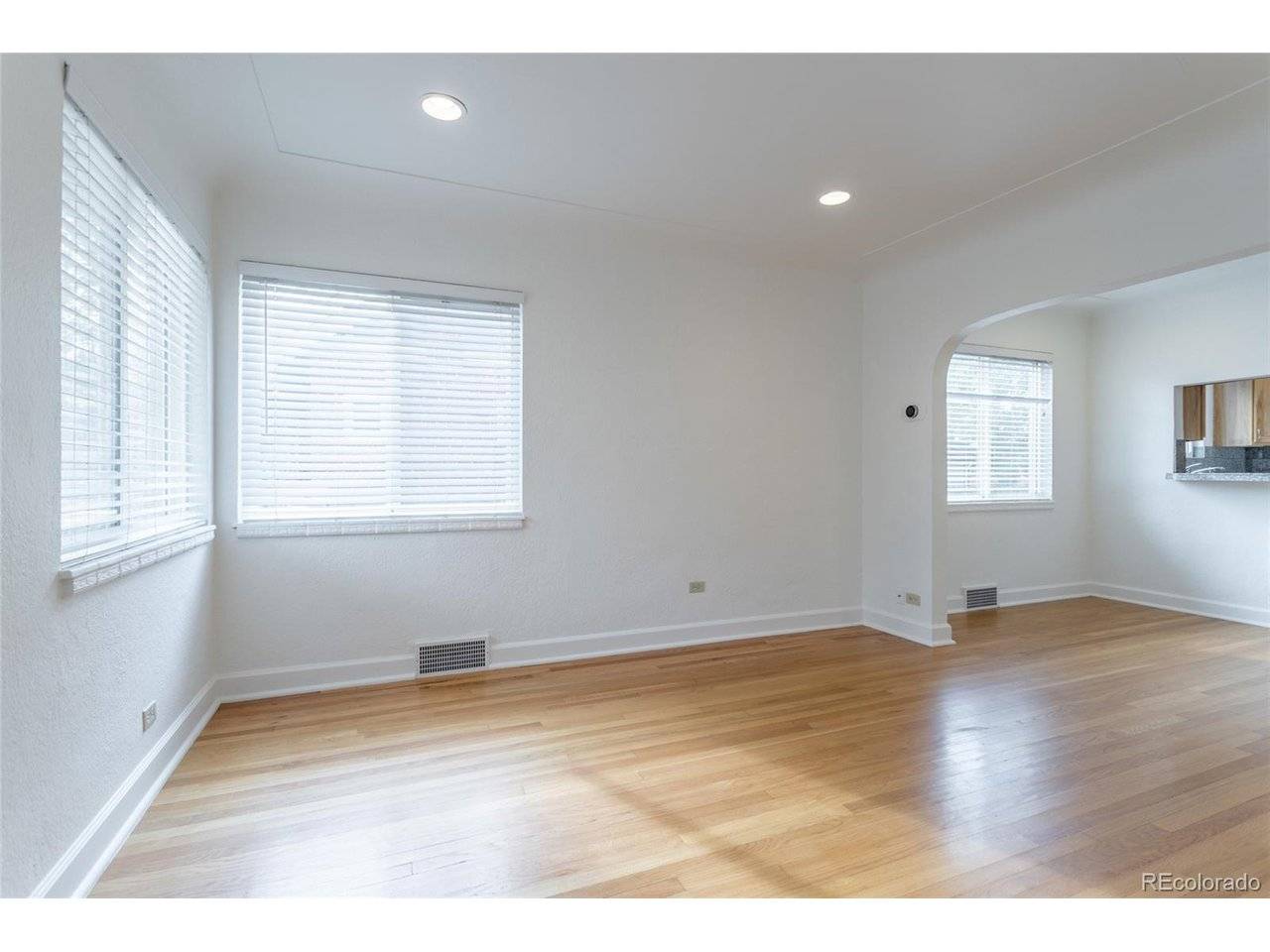 2261 S Lincoln, Denver, CO 80210