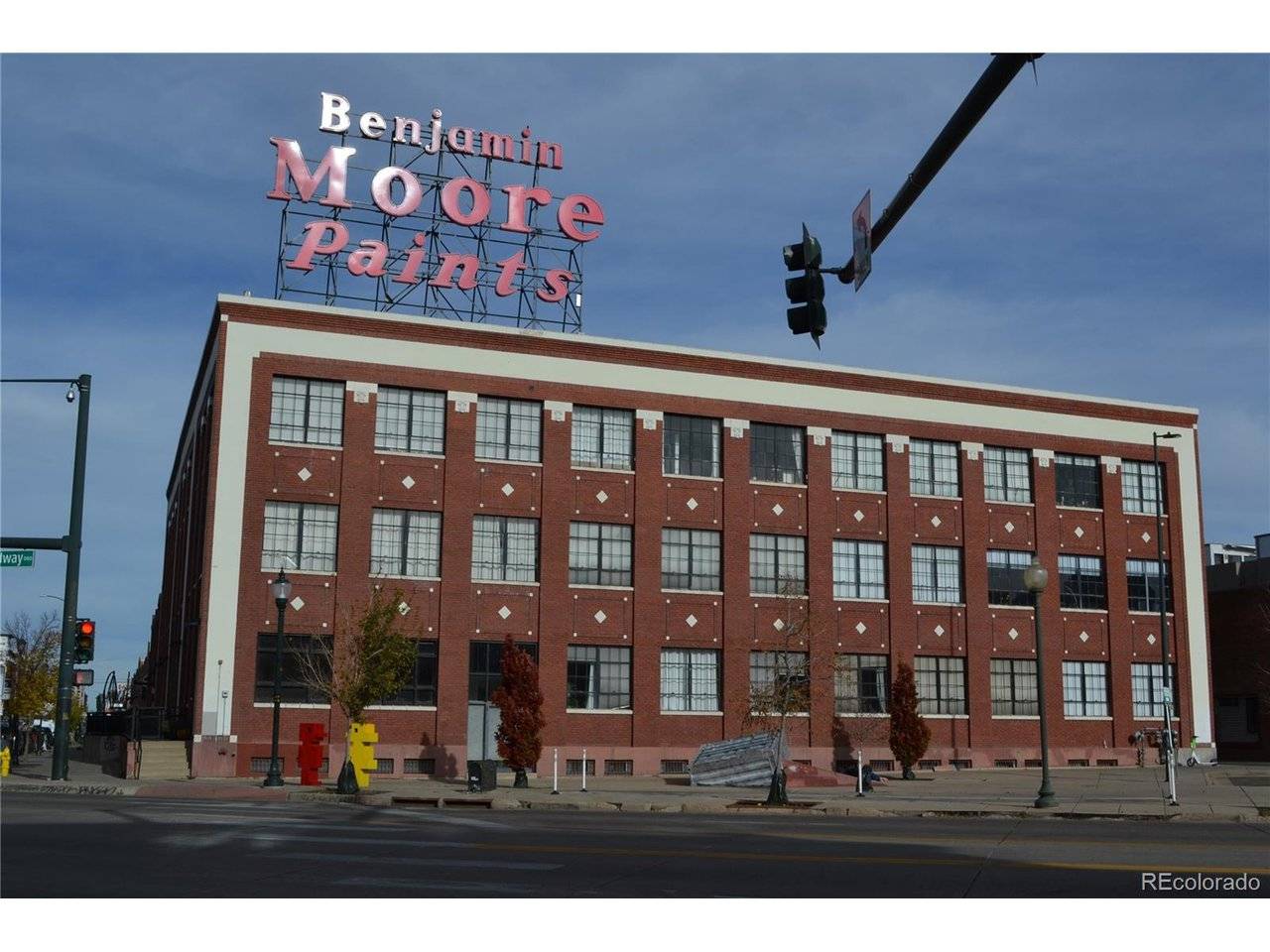 2500 Walnut #306, Denver, CO 80205