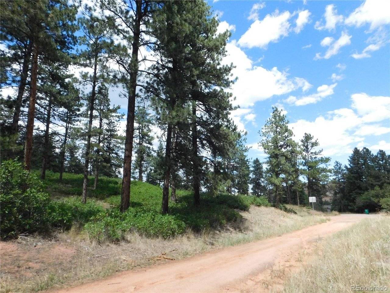 8055 Acoma, Larkspur, CO 80118