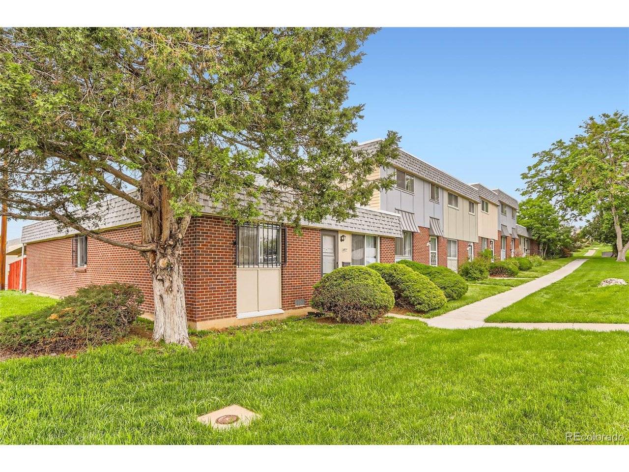 8613 Santa Fe, Thornton, CO 80260