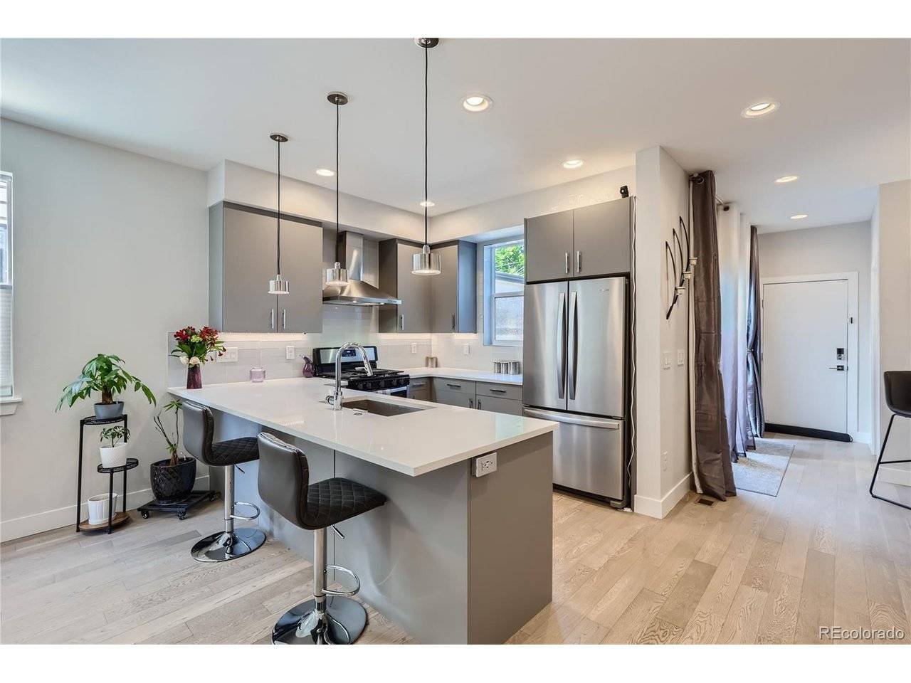 1424 Knox, Denver, CO 80204