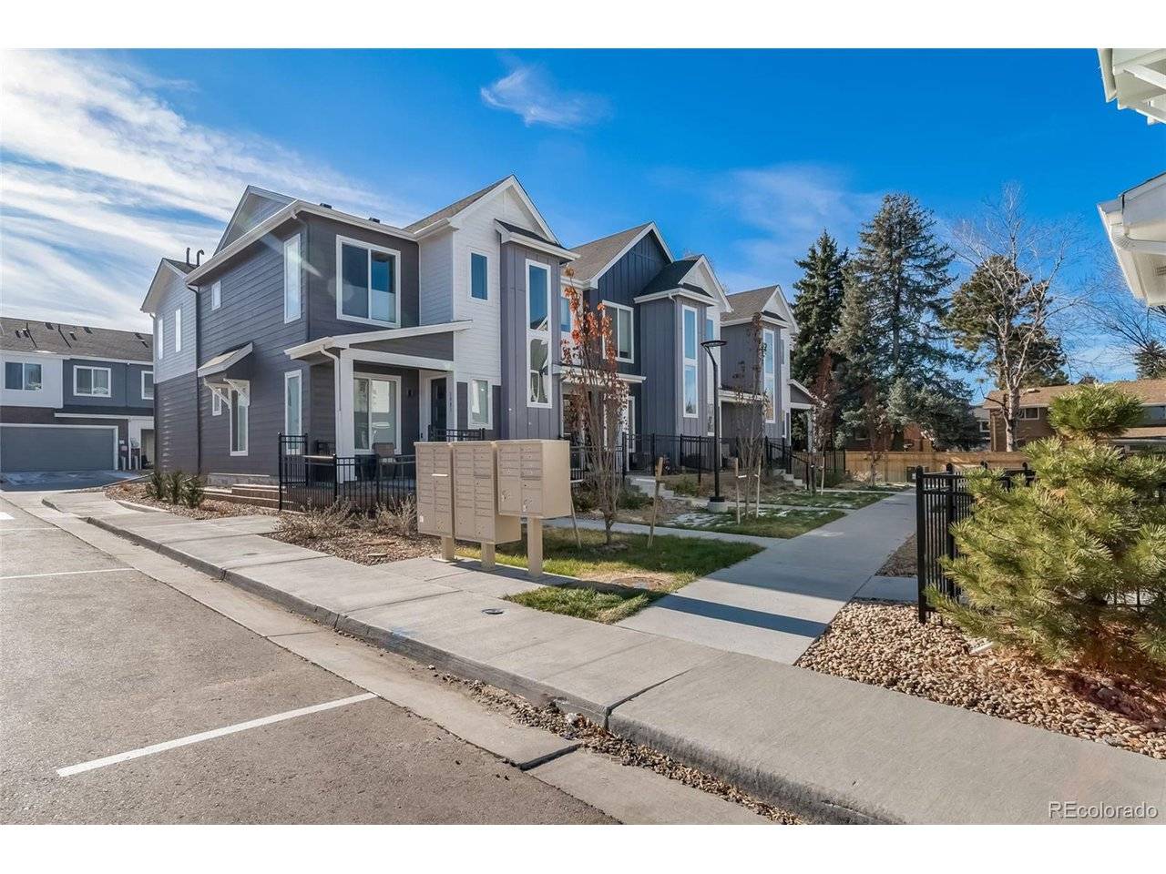1983 S Poplar, Denver, CO 80224
