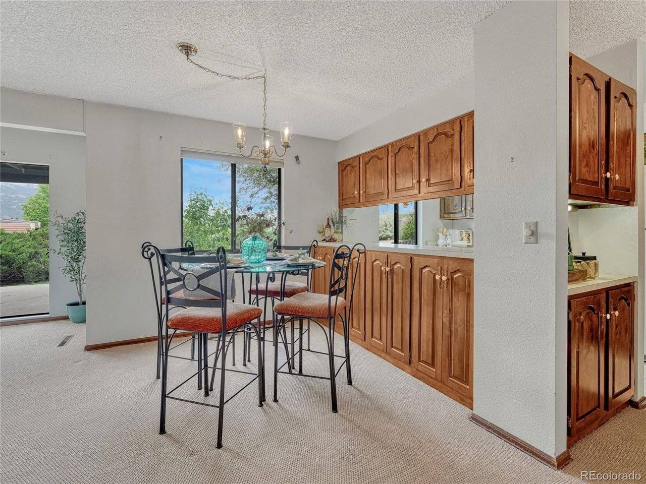 1146 Fontmore #A, Colorado Springs, CO 80904