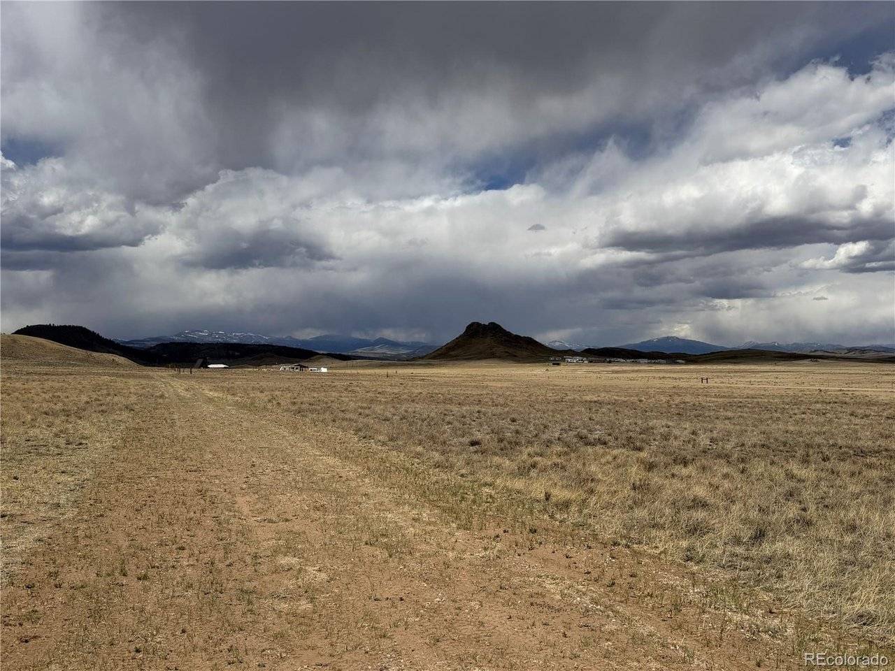 1192 Corral, Hartsel, CO 80449